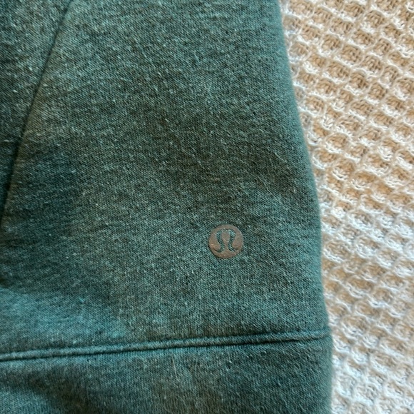 Lululemon & Go Endeavor Long Sleeve sweatshirt in Deep Green size 6 women’s - Picture 12 of 12